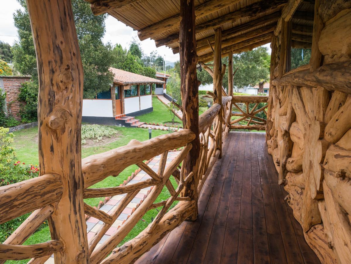 赞桑特山林小屋 Puembo 外观 照片